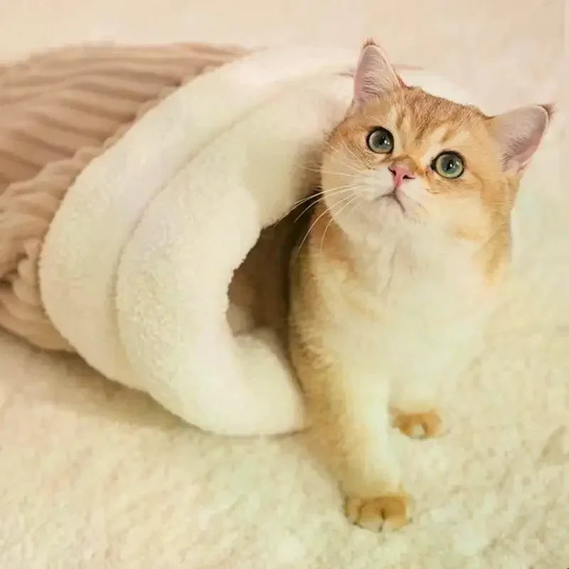 Closed Cat Nest Thickened Cat Bed Sleeping Bag Indoor Cats Winter Warm Sleeping Bag Soft Cat Cave Comfortable Pet Supplies